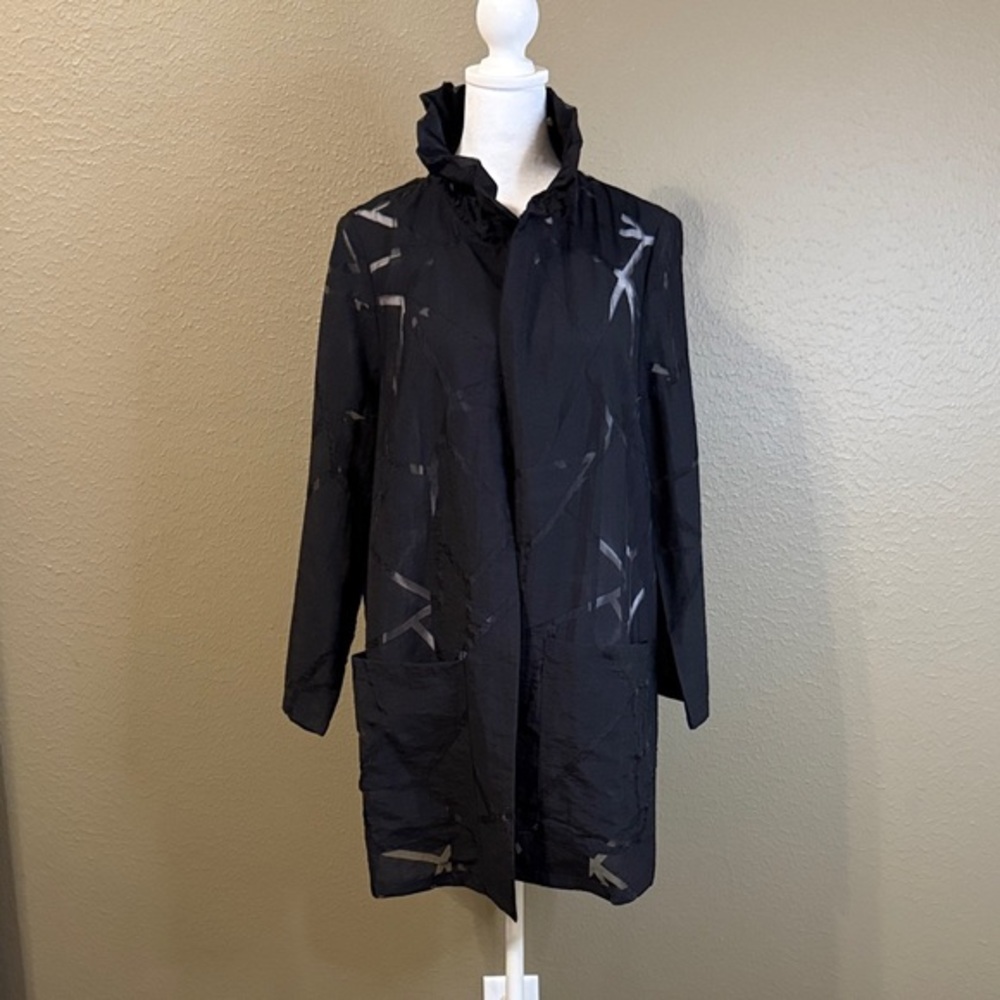 Berek Black High Neck Cover